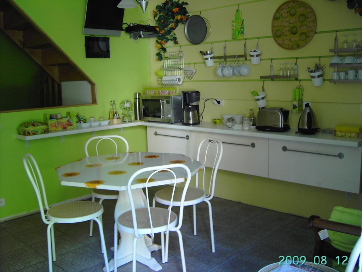 Chambres d'Hôtes Au Grillon Dort Moustey Extérieur photo