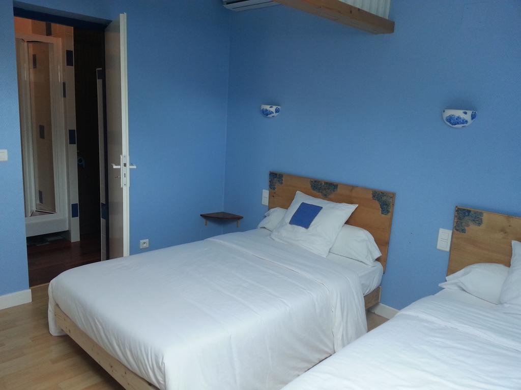 Chambres d'Hôtes Au Grillon Dort Moustey Chambre photo