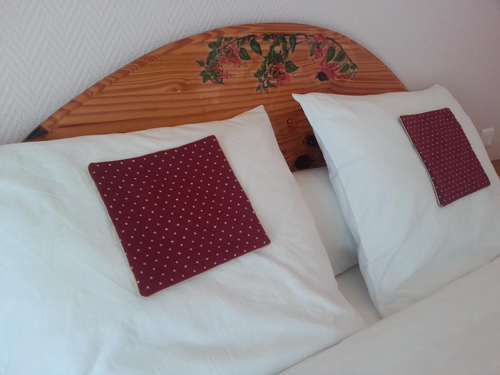 Chambres d'Hôtes Au Grillon Dort Moustey Chambre photo